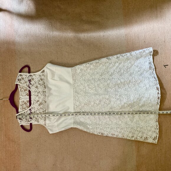 NWT Calvin Klein White Lace Dress 12 - Picture 7 of 8